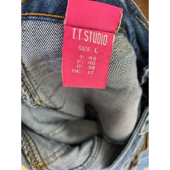 T.T. Studio size large jeans - Picture 5 of 5